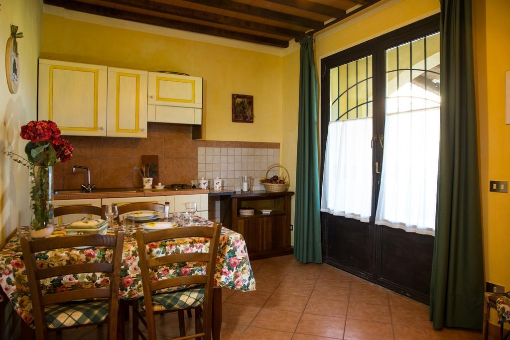 Villa Il Frutteto à Lari Extérieur photo